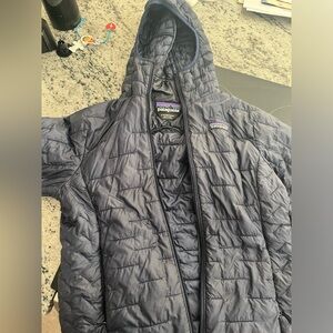Patagonia Women’s light down jacket